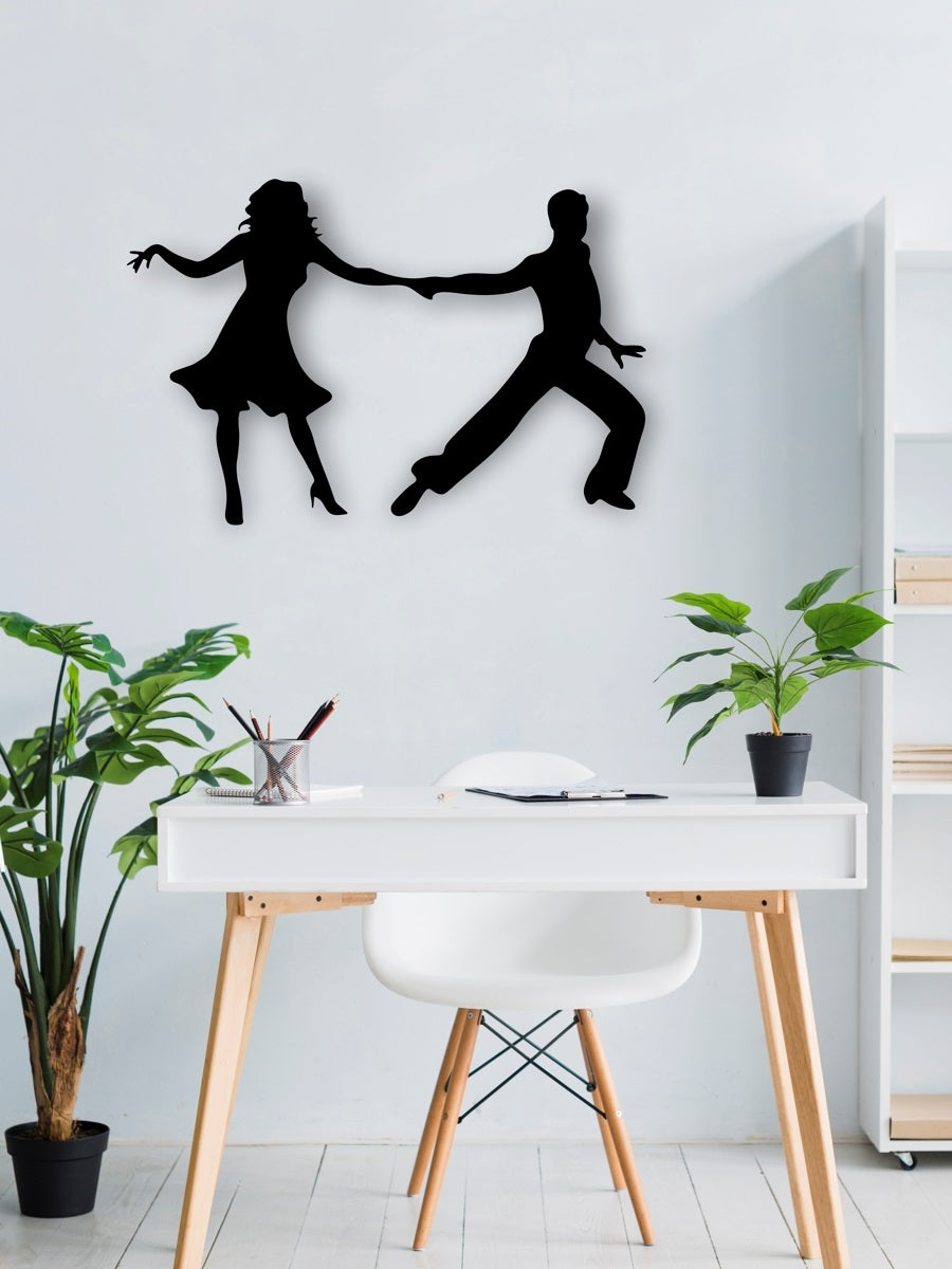 Dancing Couple Wall Art Personalizzata in Legno - Taglio e Progettazione Artigianale